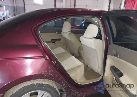 2008 Honda Accord 2.4 Lx-P z USA, uszkodzony, nr VIN 1HGCP26468A067630